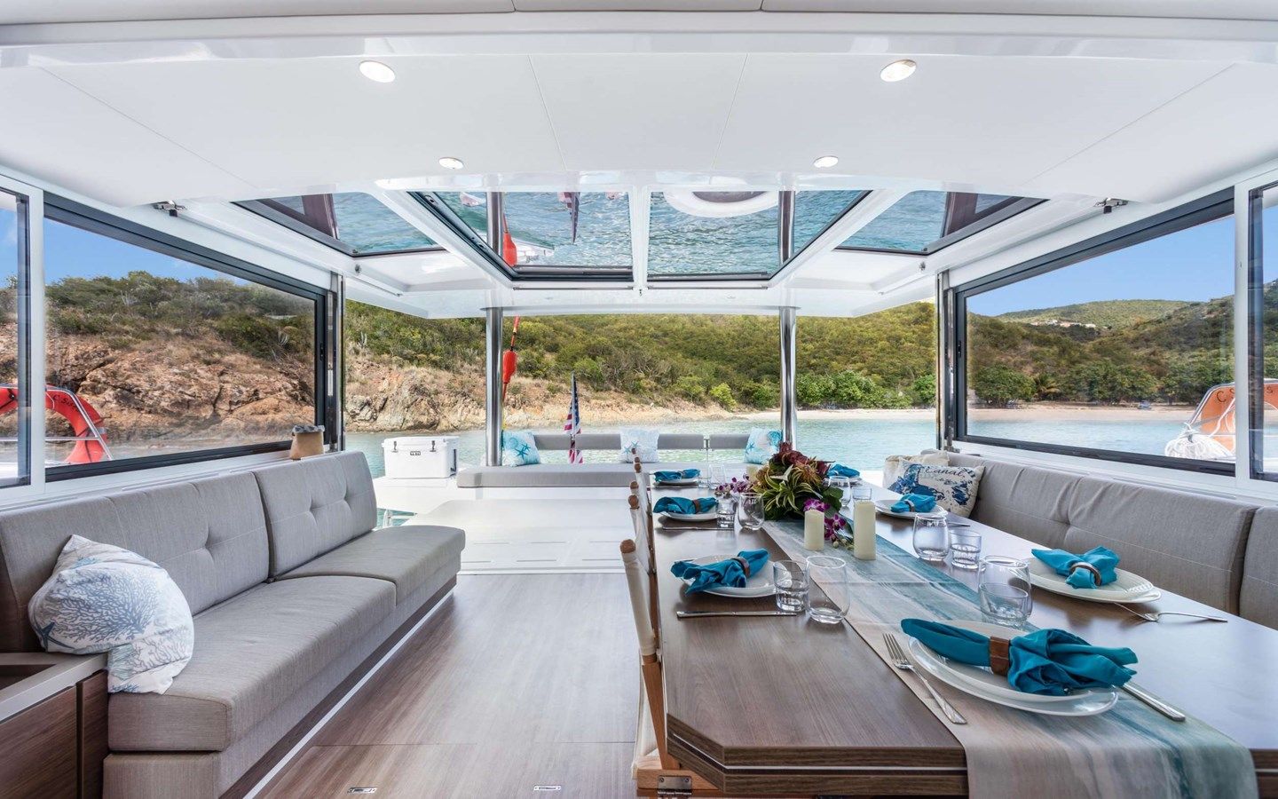 the best price on C SISTERS 55