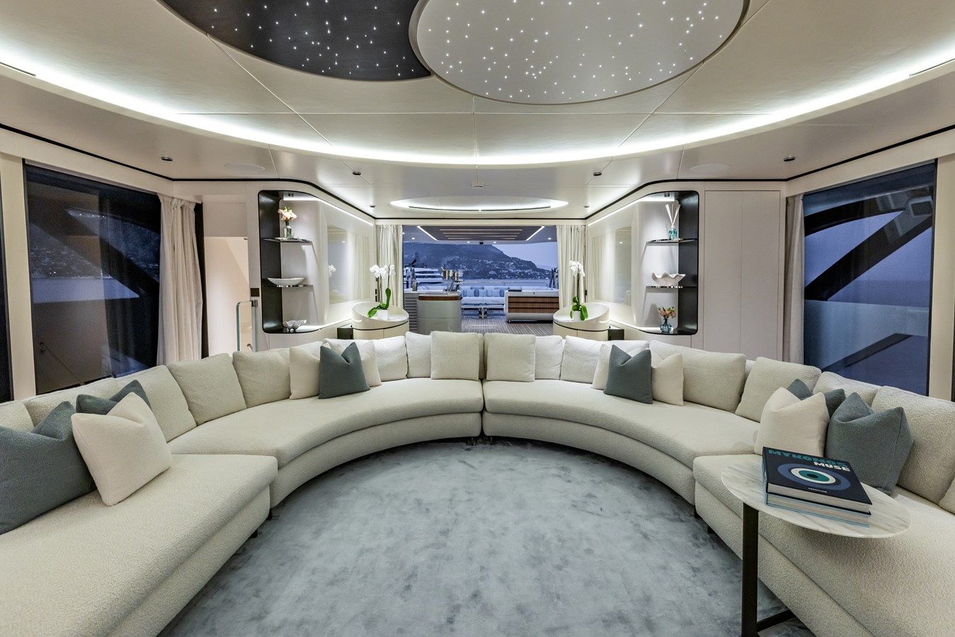 FELICITÀ - Mangusta yacht sale