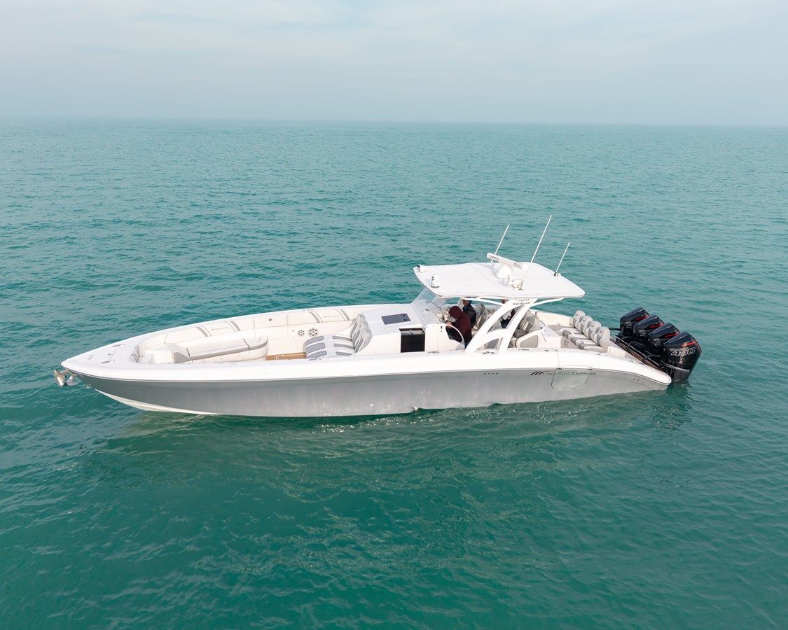 Лучшая цена на MIDNIGHT EXPRESS OPNE 43'