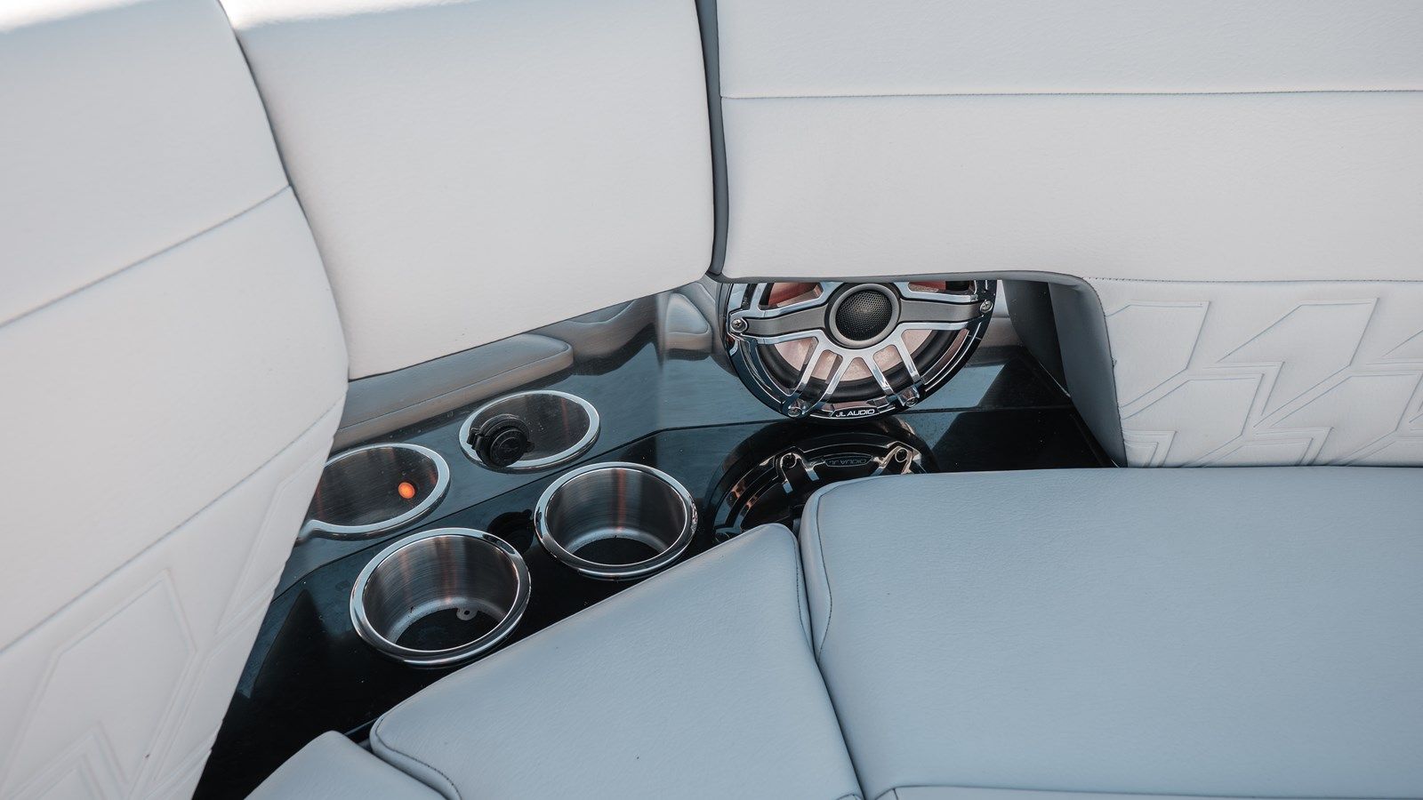 the best price on C'est Vrai 500 SSC