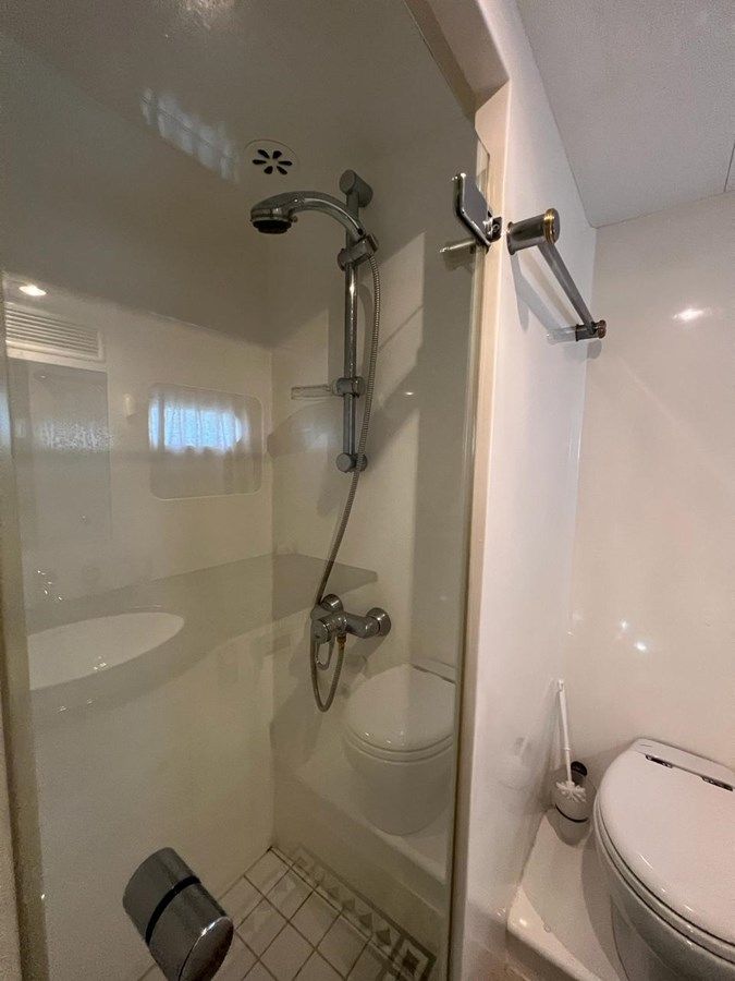 Buy a yacht Horizon Elegance 82 S