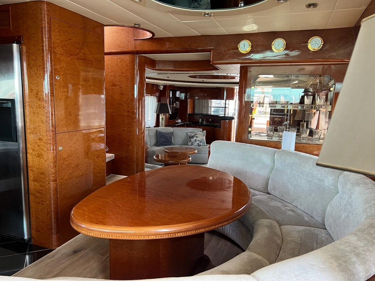 best yacht sales deals Horizon Elegance 82 S 83