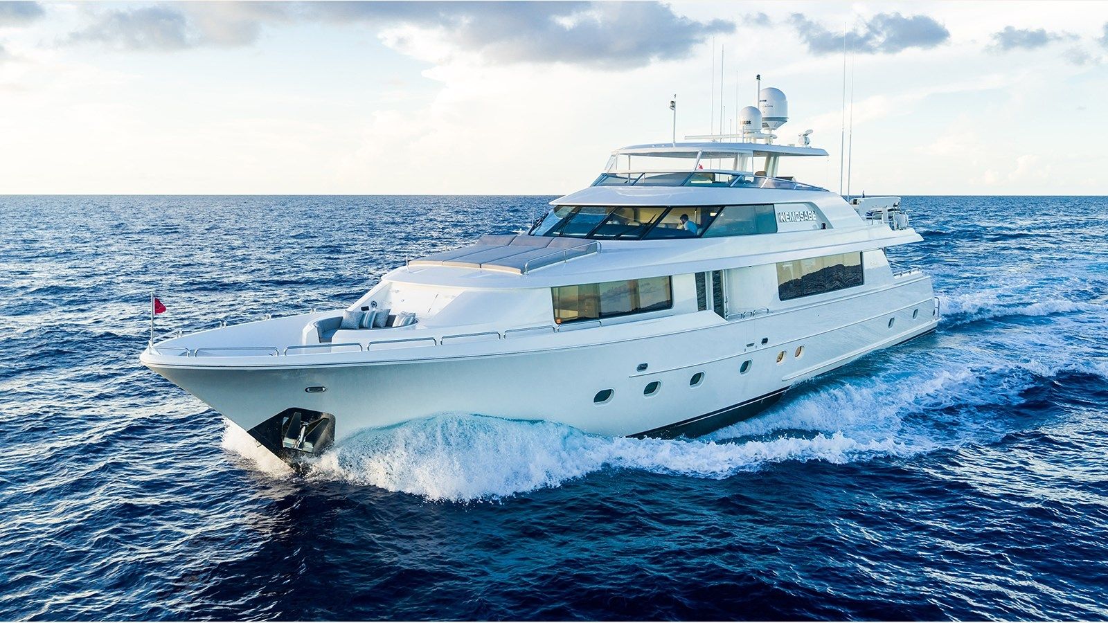 Buy a KEMOSABE 112 at Shestakov Yacht Sales