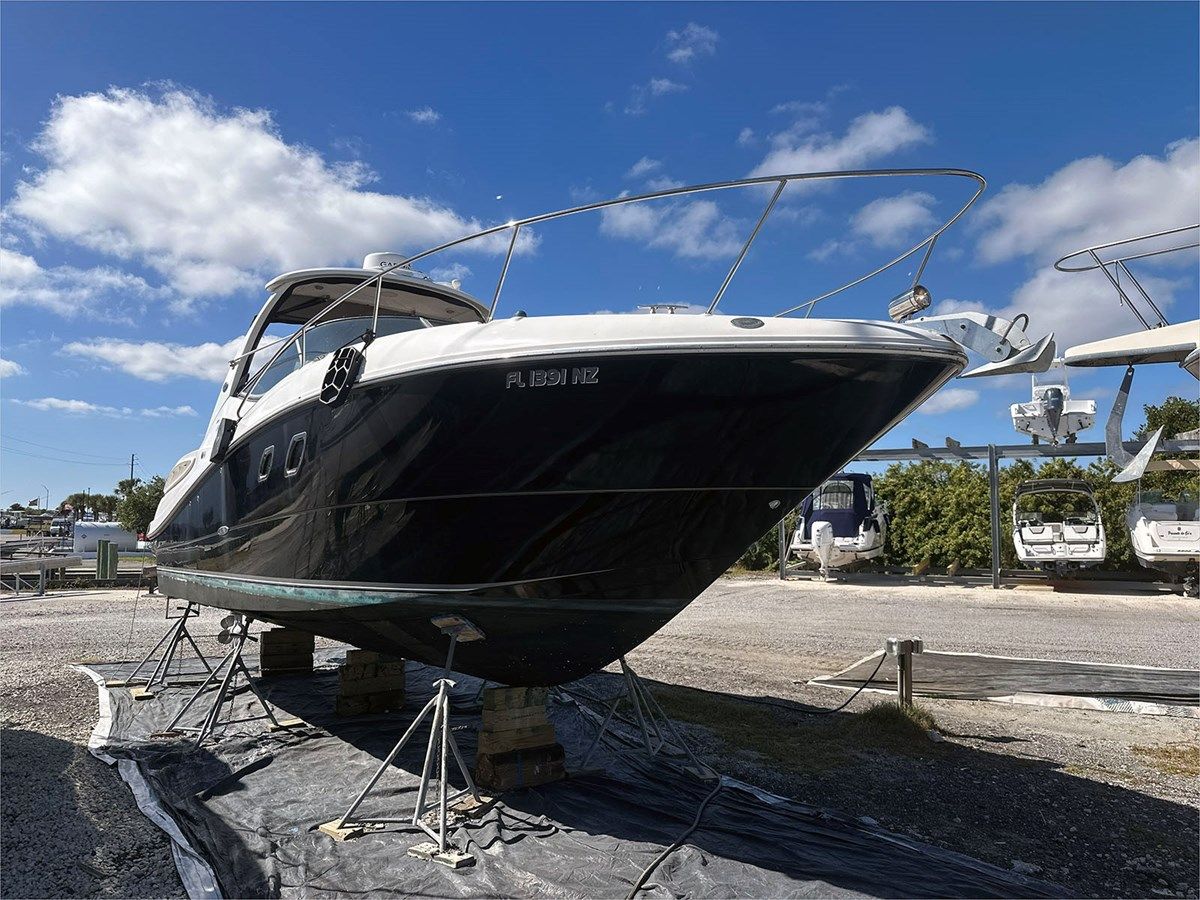 Buy a 33' Sea Ray 2008 310 Sundancer 33 at Shestakov Yacht Sales