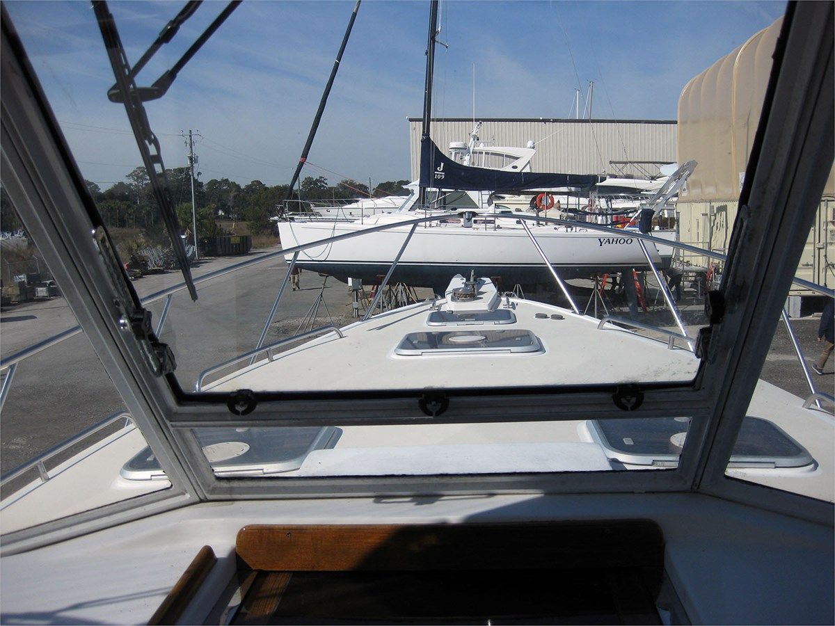 Buy a yacht 38' Little Harbor 1999 Whisper Jet - LITTLE HARBOR