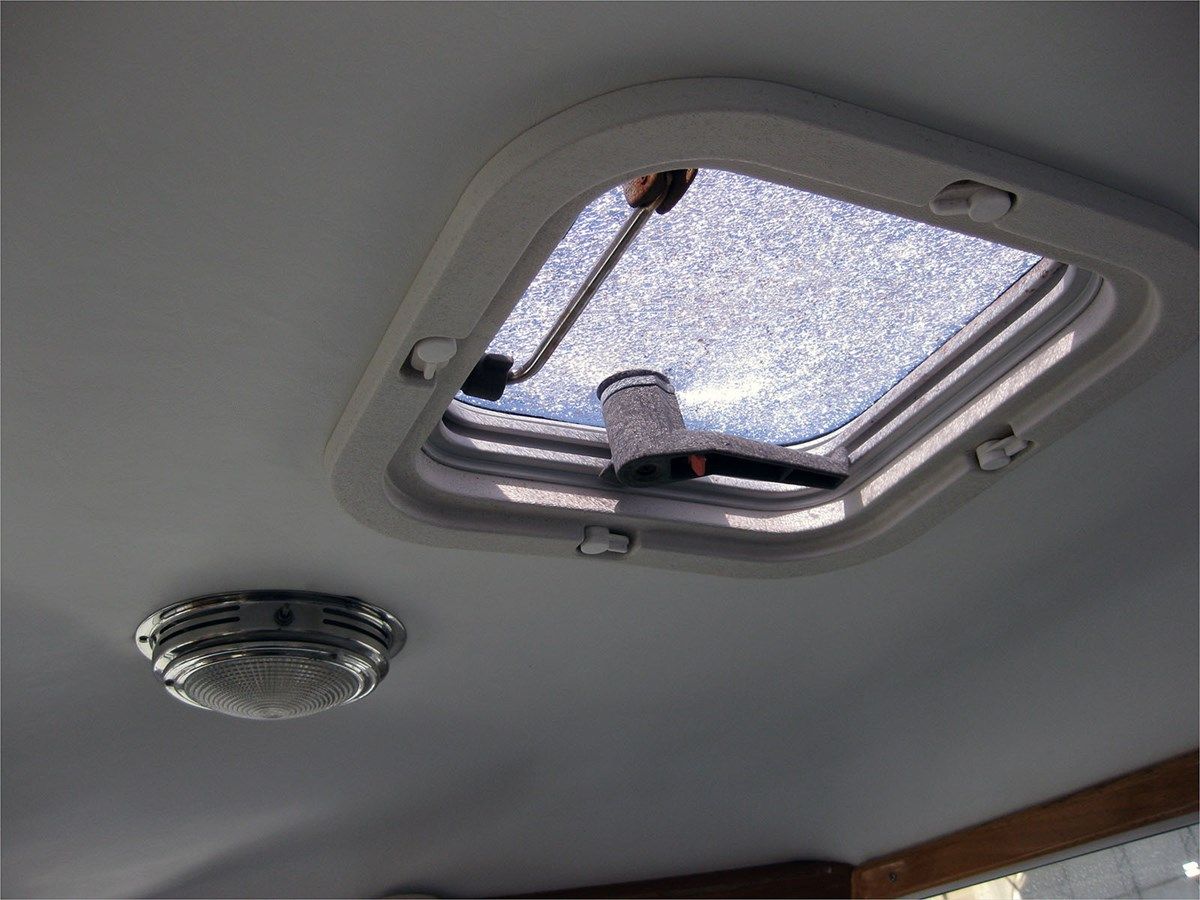 the best price on 38' Little Harbor 1999 Whisper Jet - LITTLE HARBOR