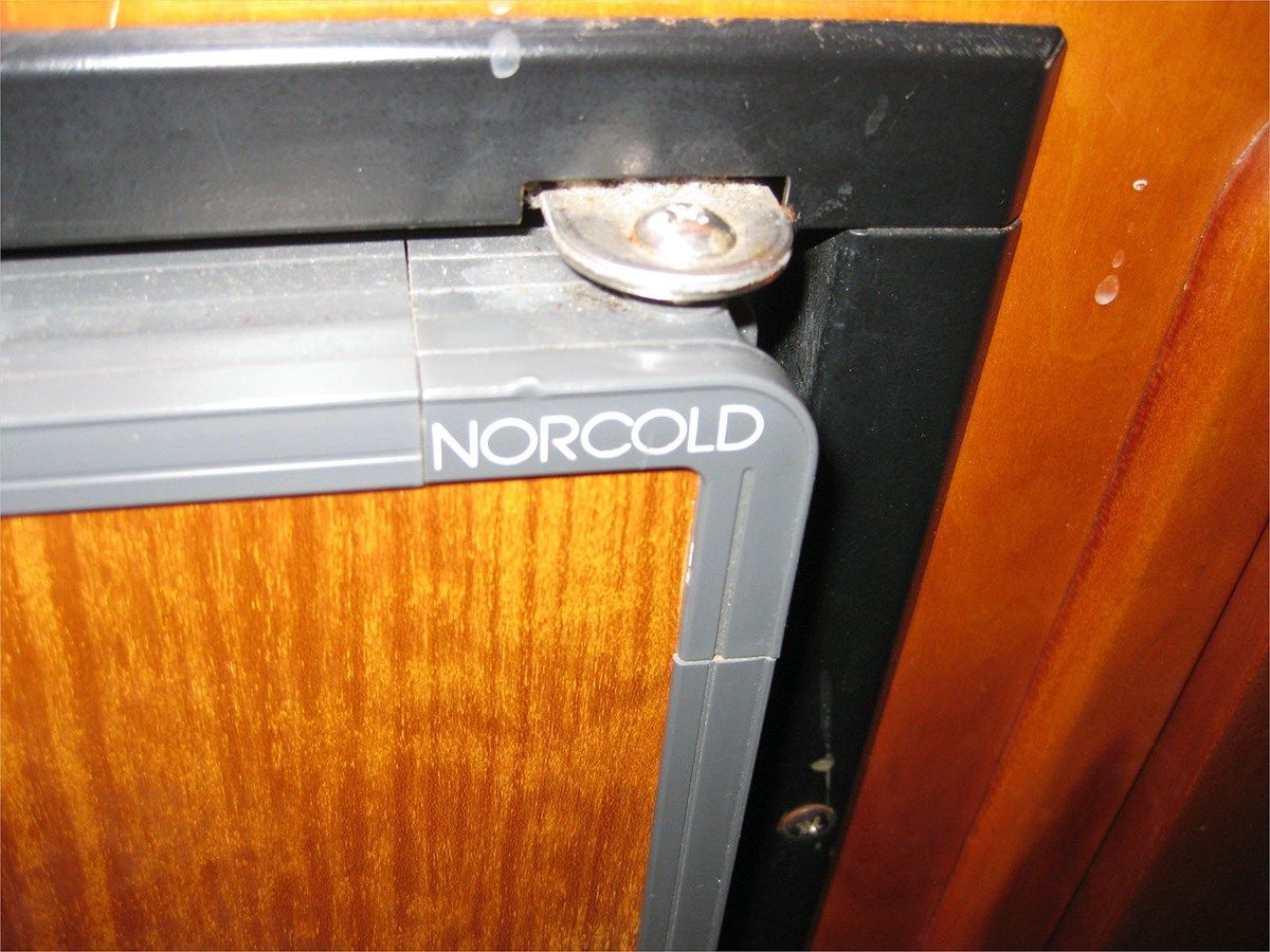 the best price on 38' Little Harbor 1999 Whisper Jet 1999