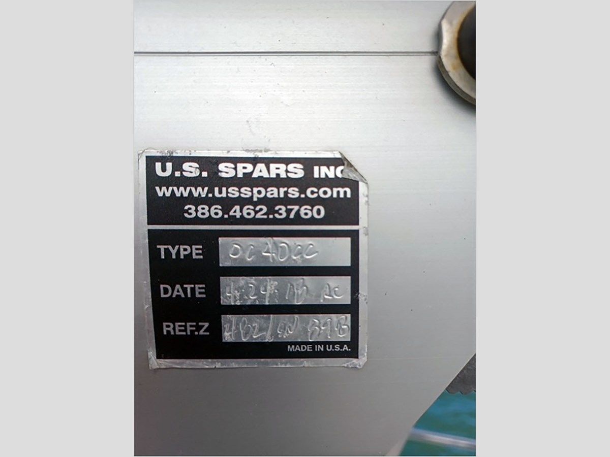 the best price on 40' Beneteau 1999 Center Cockpit