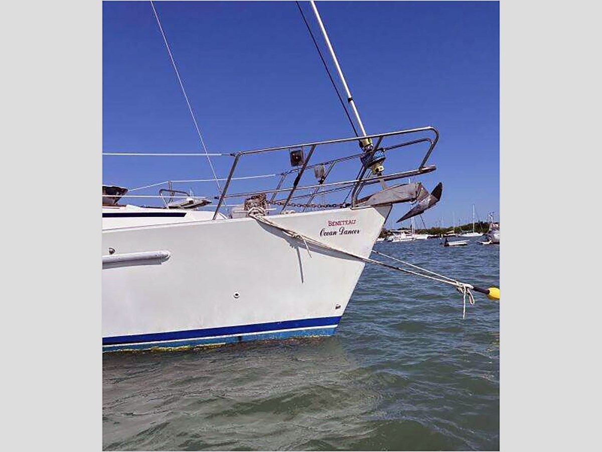 40' Beneteau 1999 Center Cockpit 40 yacht sale