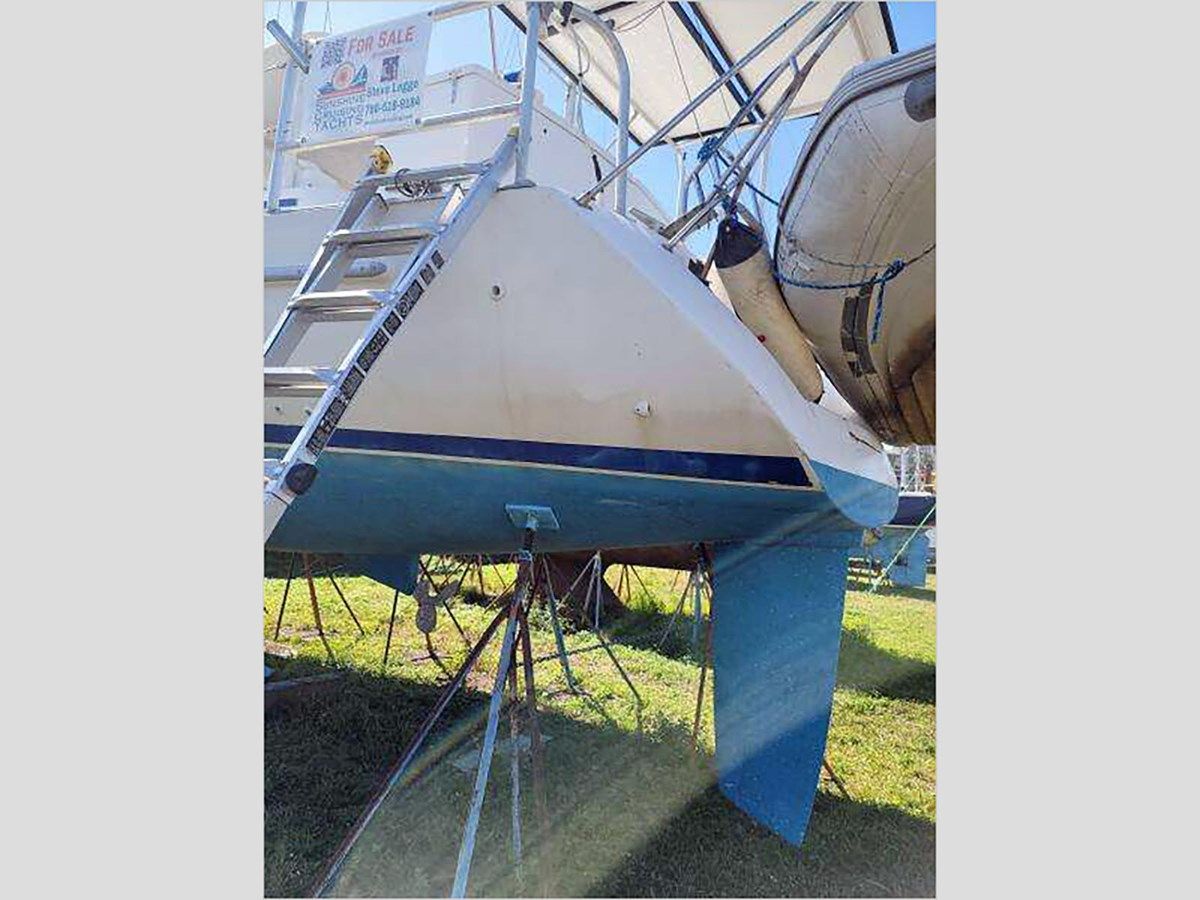 best yacht sales deals 40' Beneteau 1999 Center Cockpit