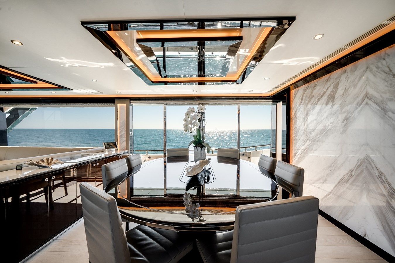 Buy a yacht Dreams 118