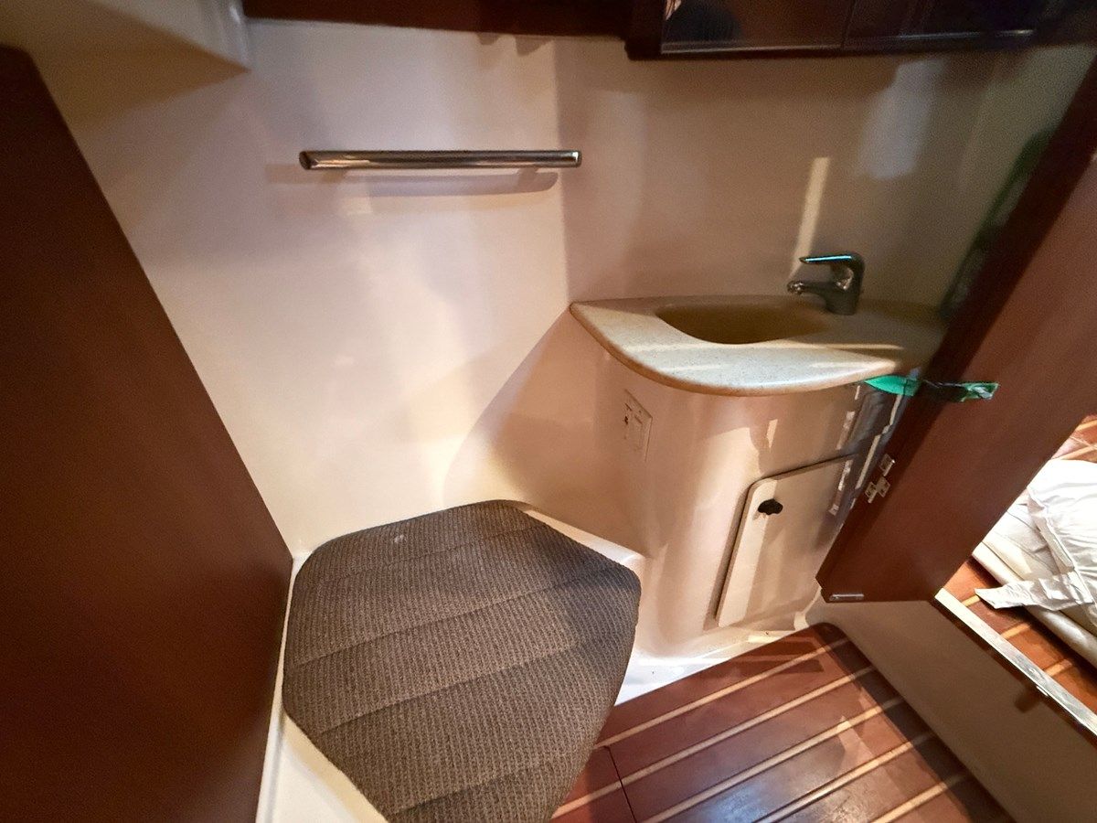 Bravant - Tiara yacht sale