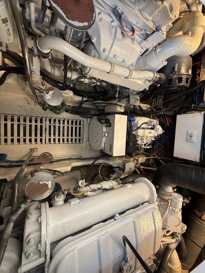 Buy a Bravant 4000 Express at Shestakov Yacht Sales