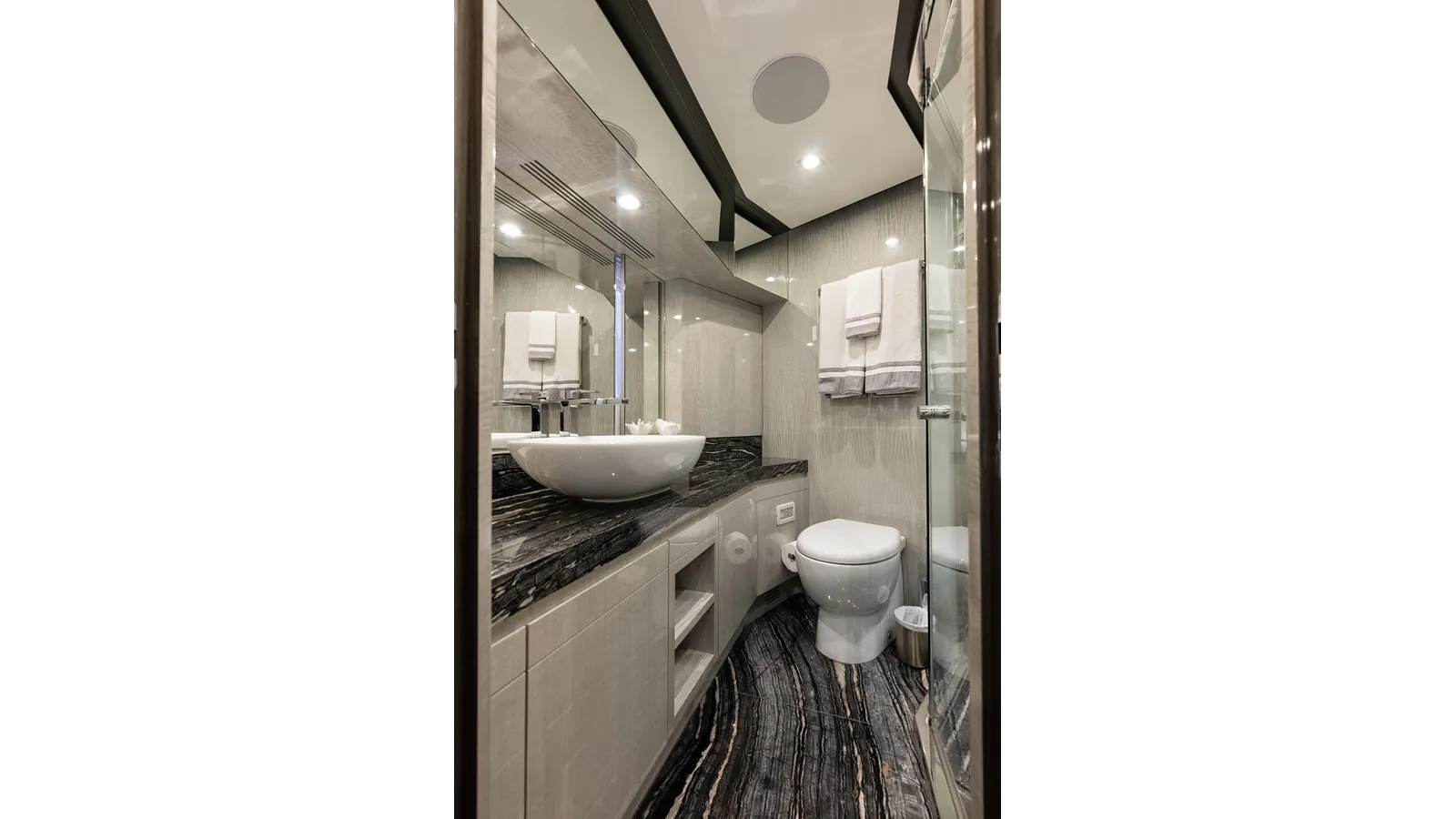 Buy a yacht Satisfaction 2017