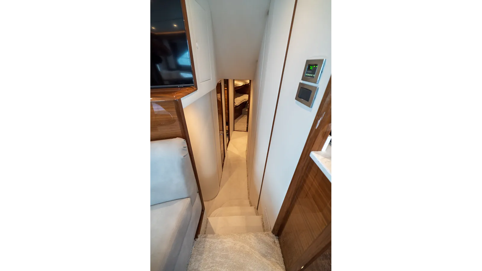 DONE DIGGIN 48 Convertible