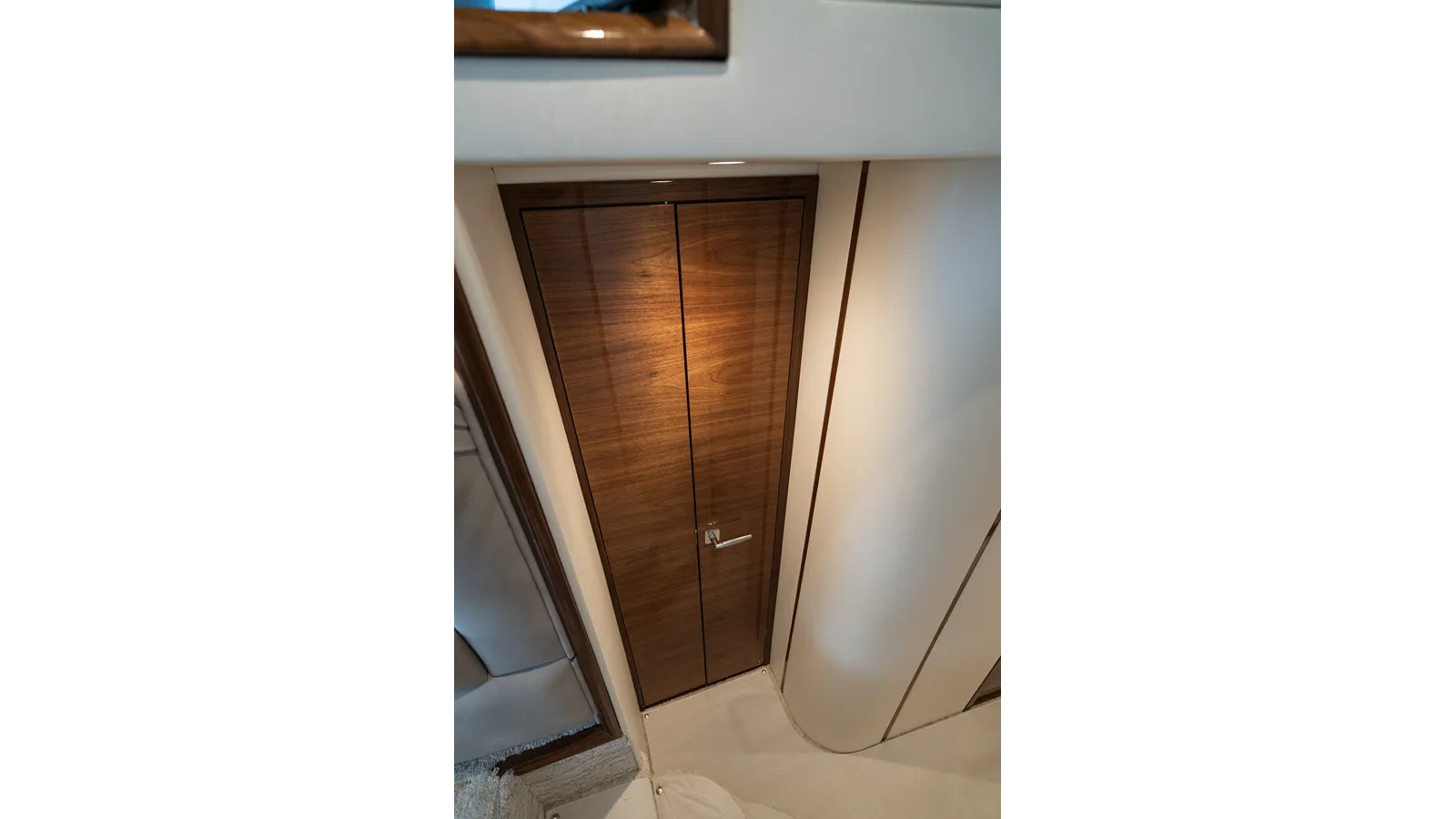 Купить яхту DONE DIGGIN в Shestakov Yacht Sales