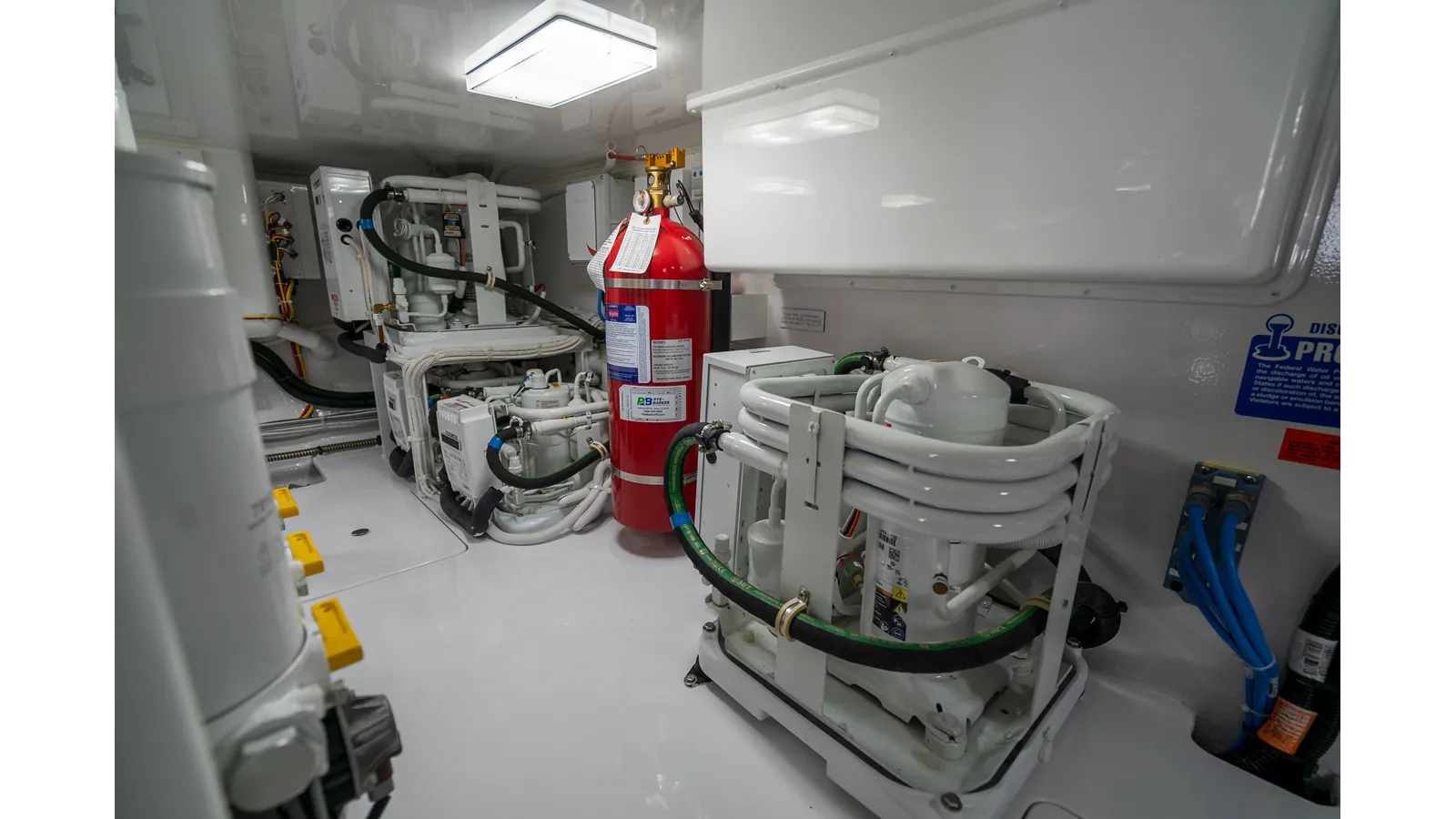 Лучшая цена на DONE DIGGIN 48 Convertible