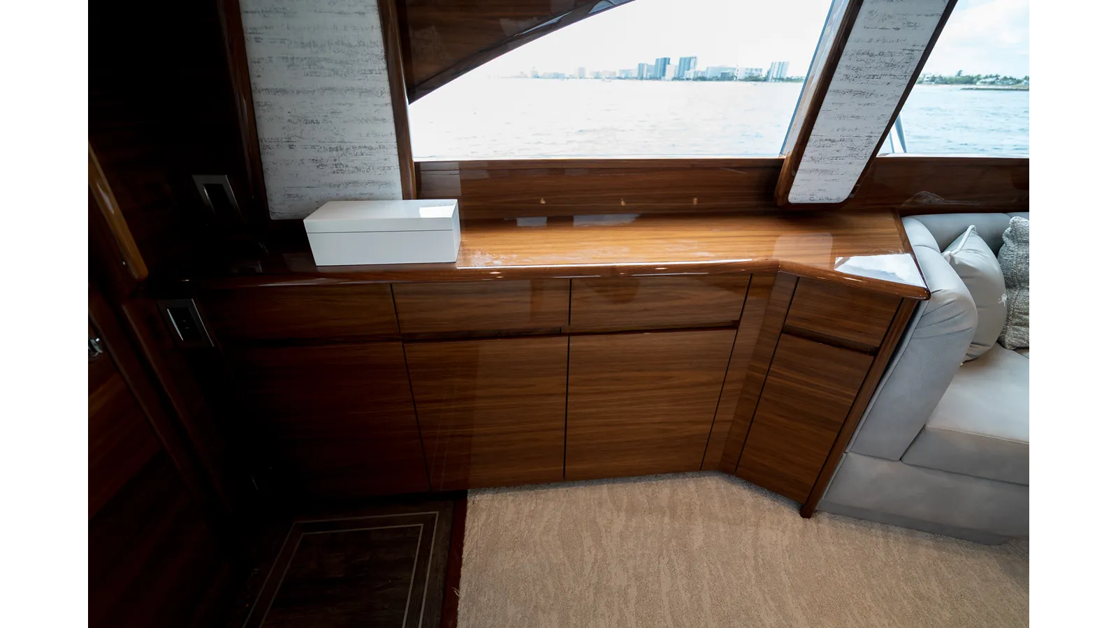 Продажа яхты DONE DIGGIN 48