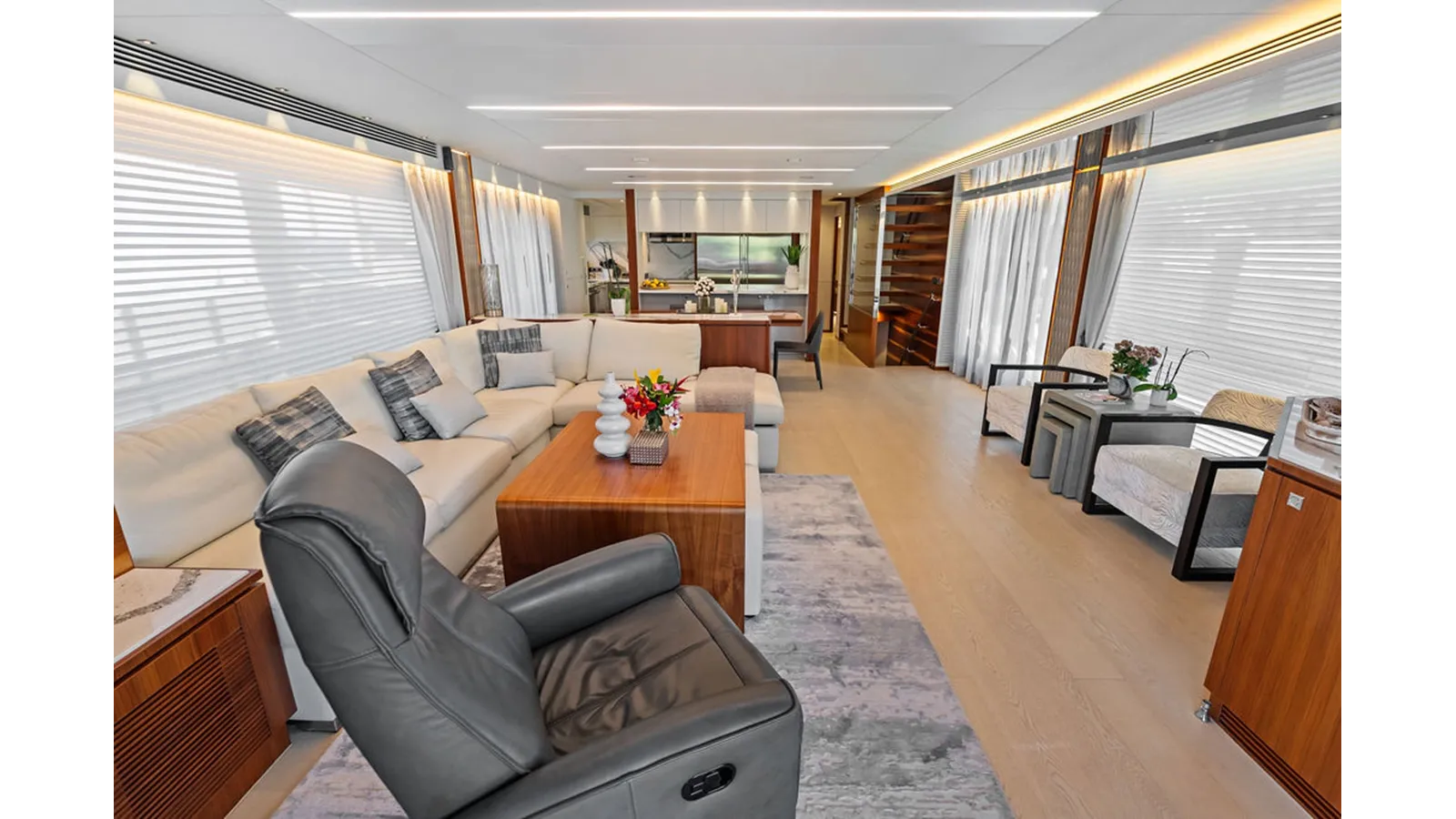 Buy a yacht GENESIS - Horizon Yachts