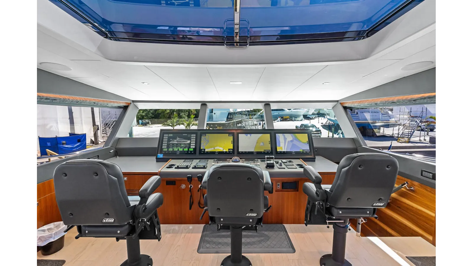 GENESIS - Horizon Yachts