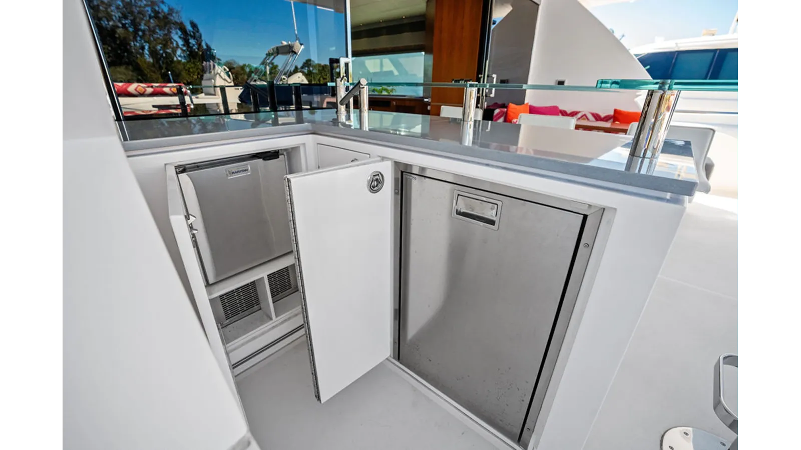 best yacht sales deals GENESIS 90