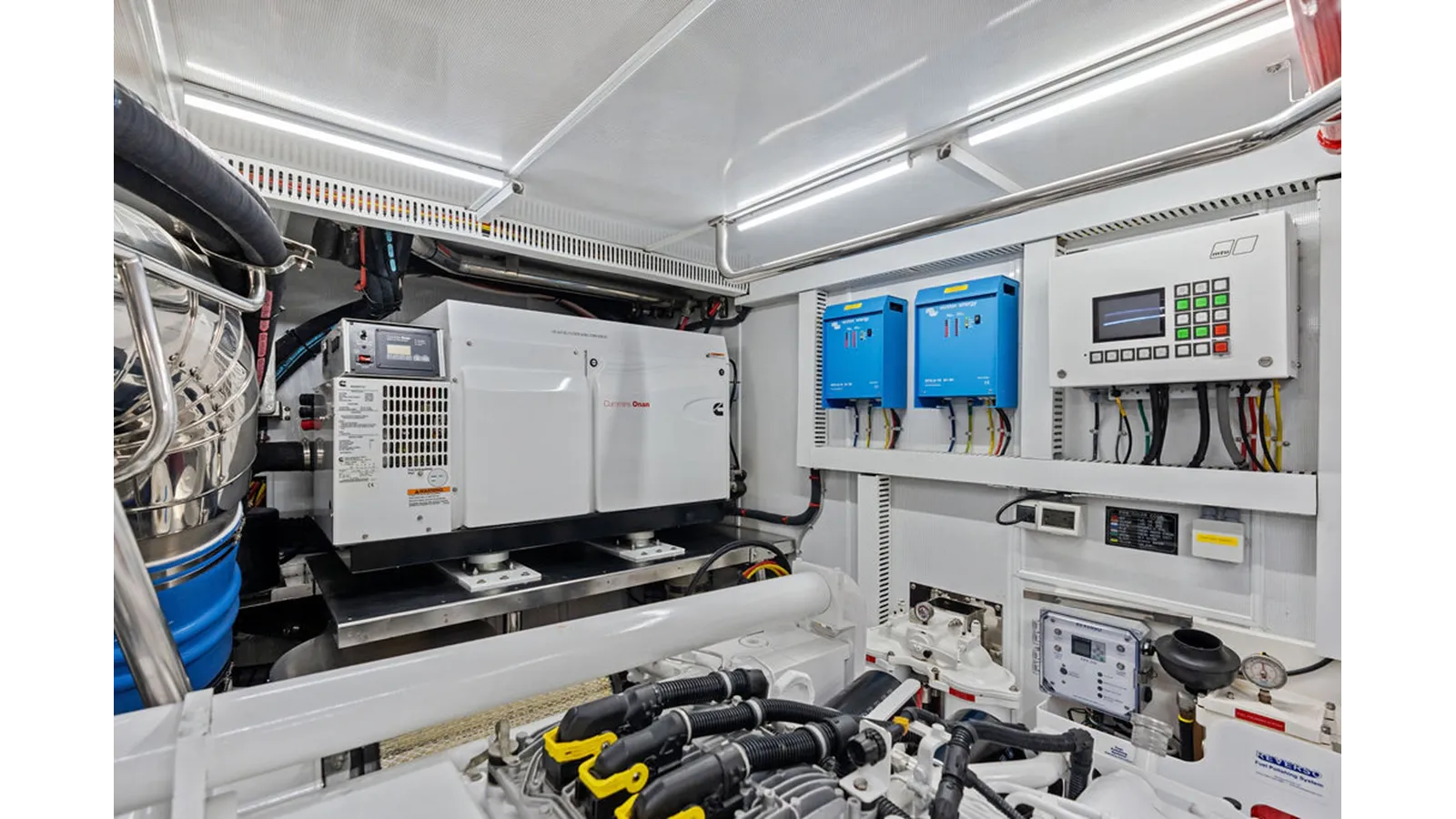 Buy a GENESIS FD 87 at Shestakov Yacht Sales