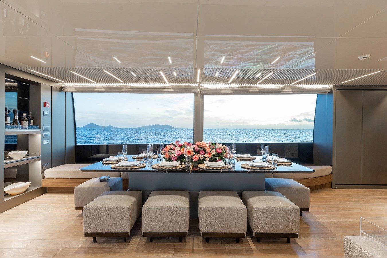 Купить яхту AMBAR SL120A в Shestakov Yacht Sales