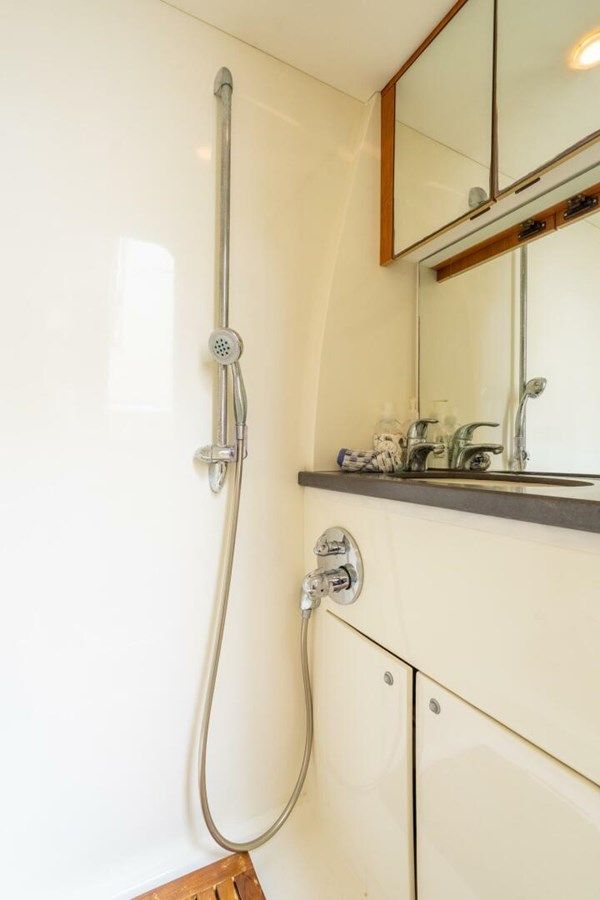 Buy a yacht 2008 SUNSEEKER MANHATTAN 70 - Sunseeker