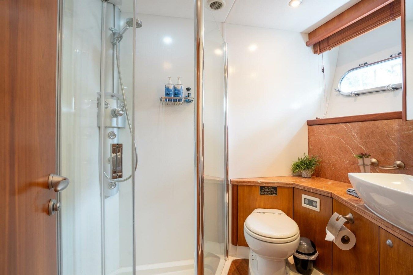 best yacht sales deals 2008 SUNSEEKER MANHATTAN 70 Manhattan 70