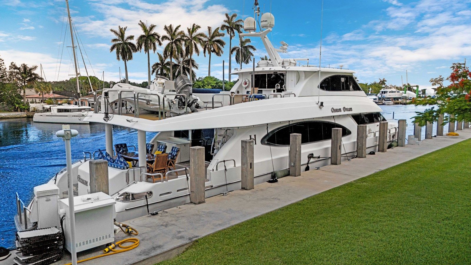 Buy a yacht OSSUM DREAM