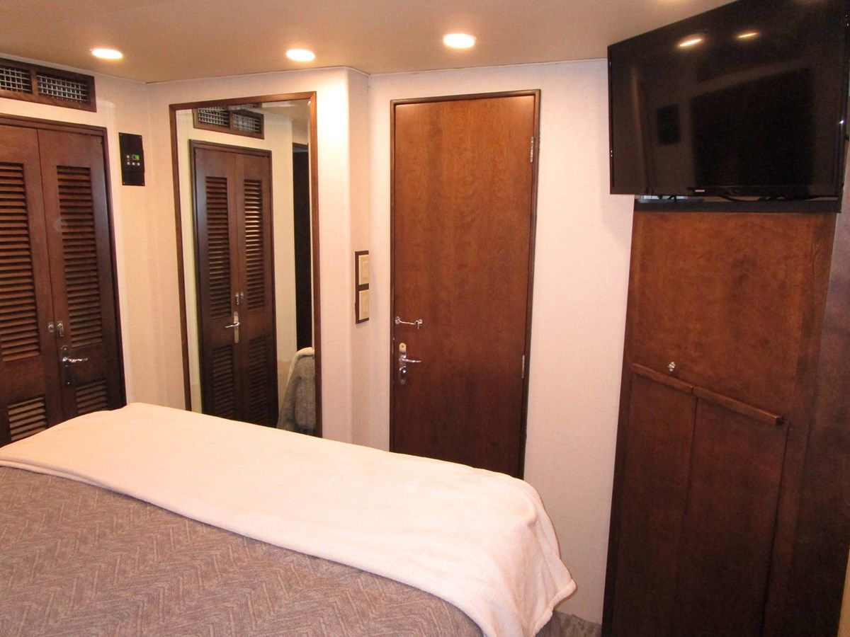 Продажа яхты SHEPSL X 1986