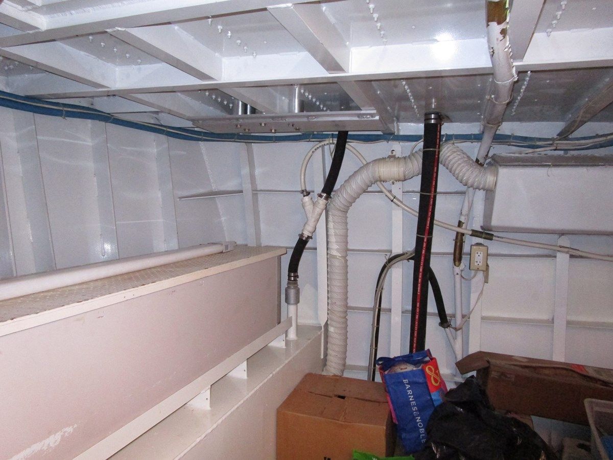 Продажа яхты SHEPSL X - BURGER BOAT COMPANY