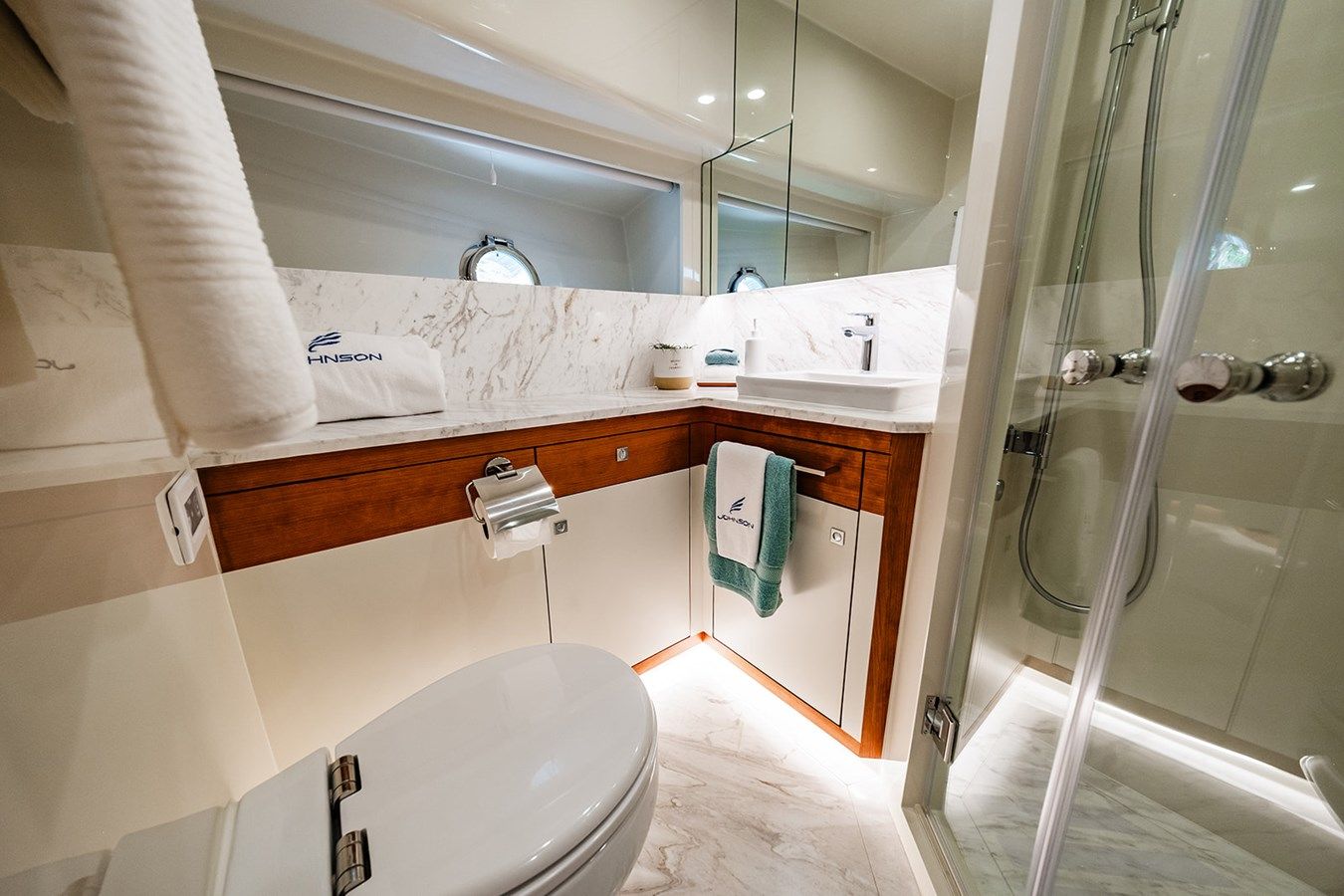 the best price on INDIGO - Johnson