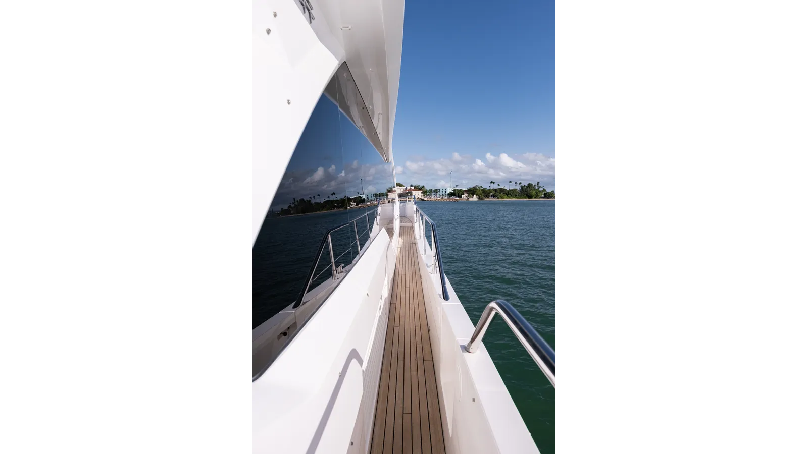 Buy a Chinonino 76 Yacht at Shestakov Yacht Sales