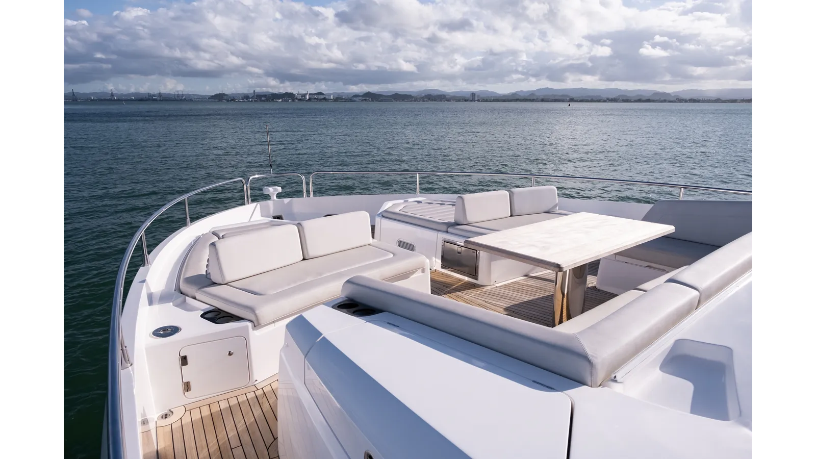 Chinonino yacht sale