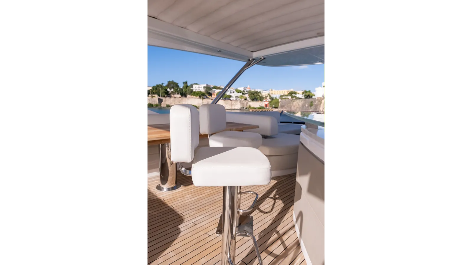 Buy a yacht Chinonino