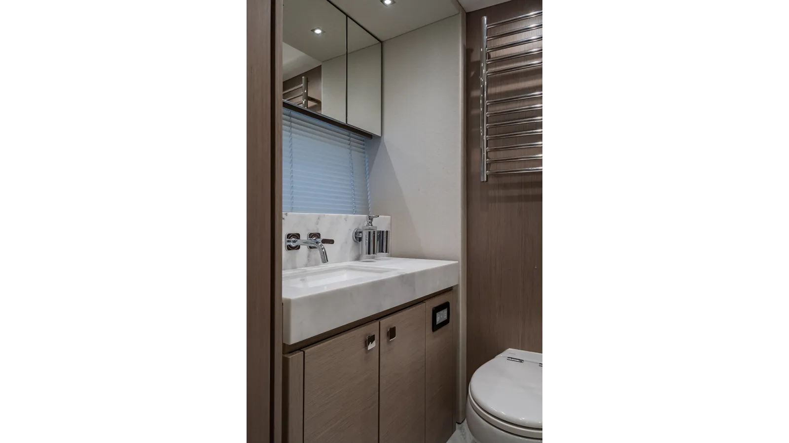 best yacht sales deals Chinonino 76 Yacht