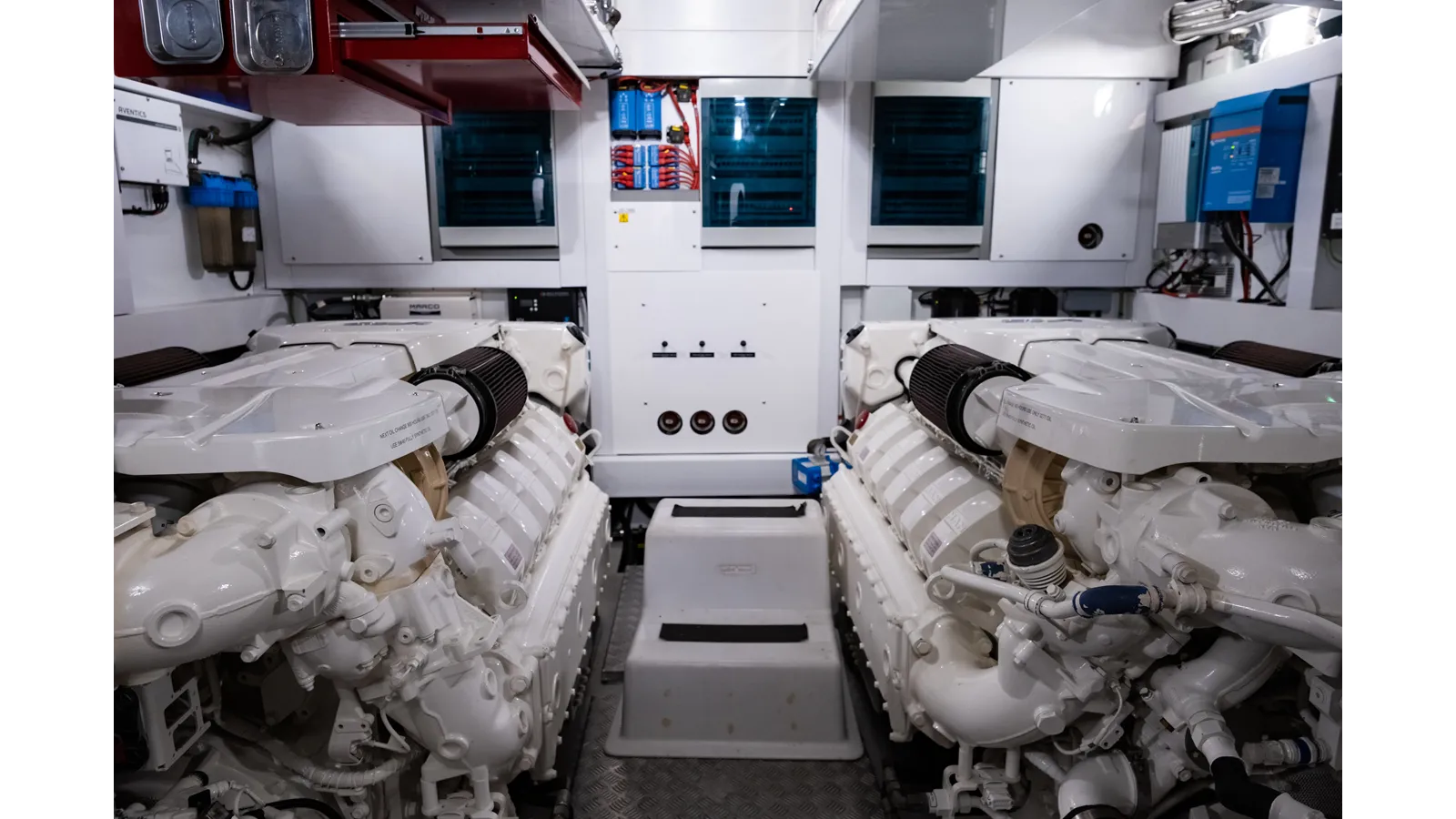 Buy a yacht Chinonino 76