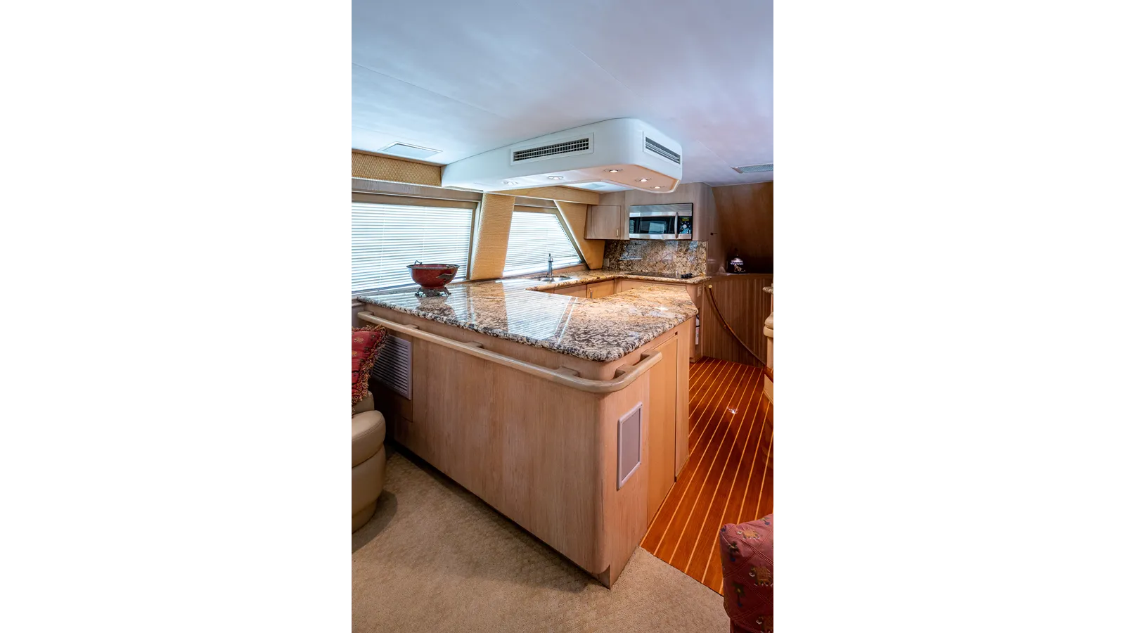 best yacht sales deals ENCHANTRESS 1997