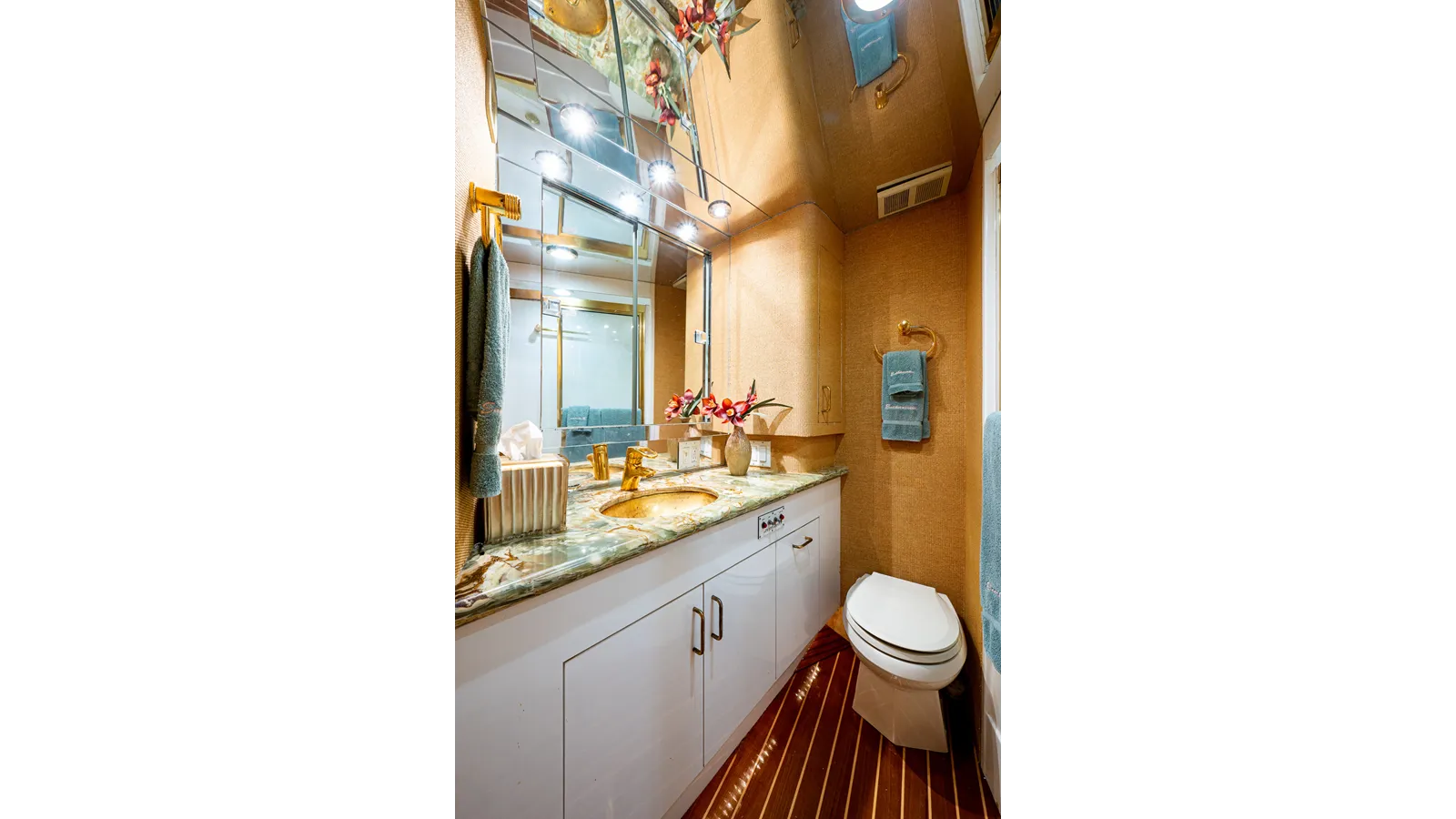 ENCHANTRESS 1997 yacht sale