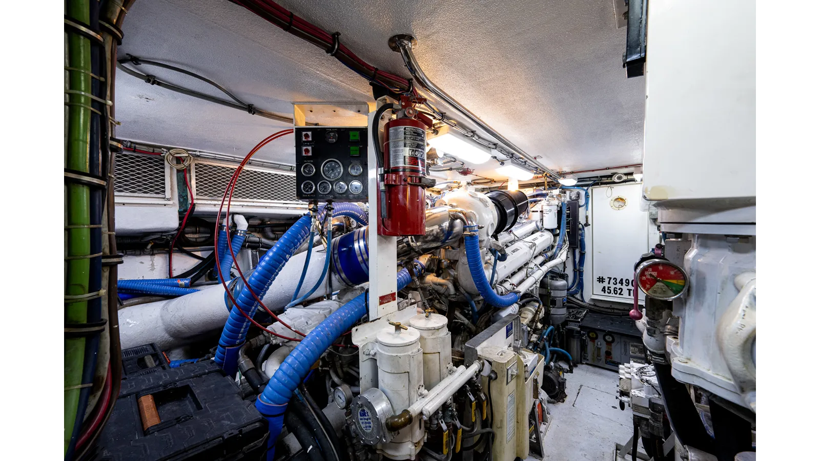 ENCHANTRESS 65 yacht sale