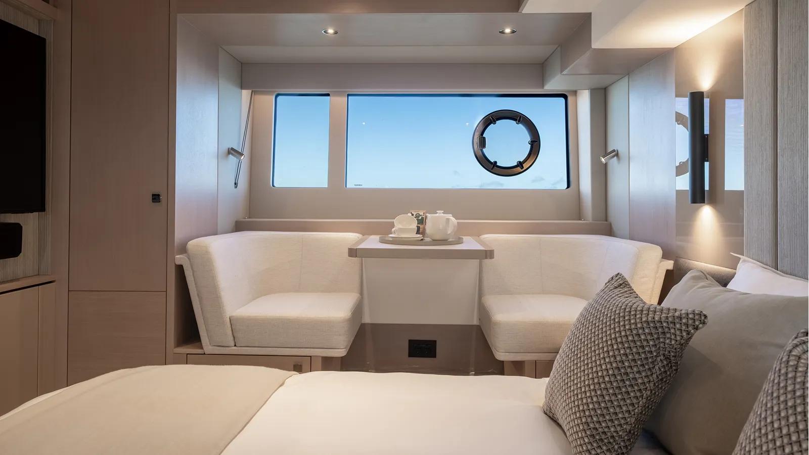 MANHATTAN 56 - Sunseeker