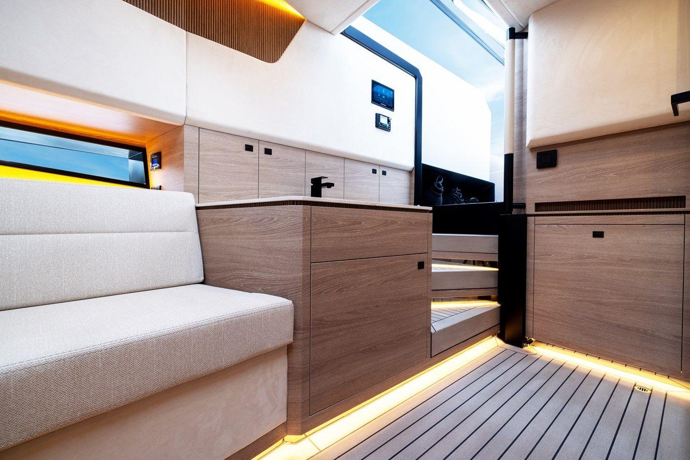 Buy a yacht VQ45 VQ45