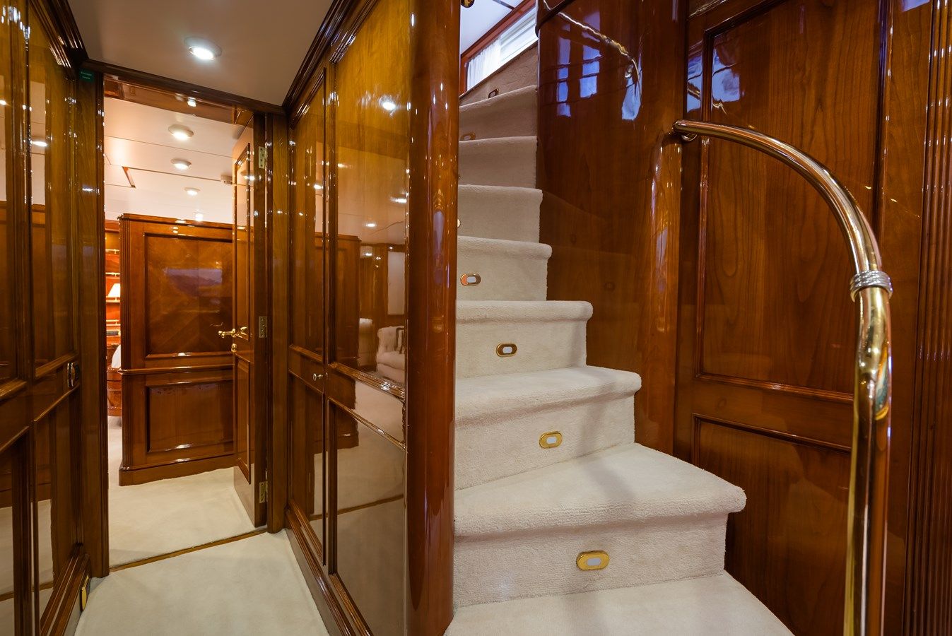 STELLA FIERA Benetti Classic price