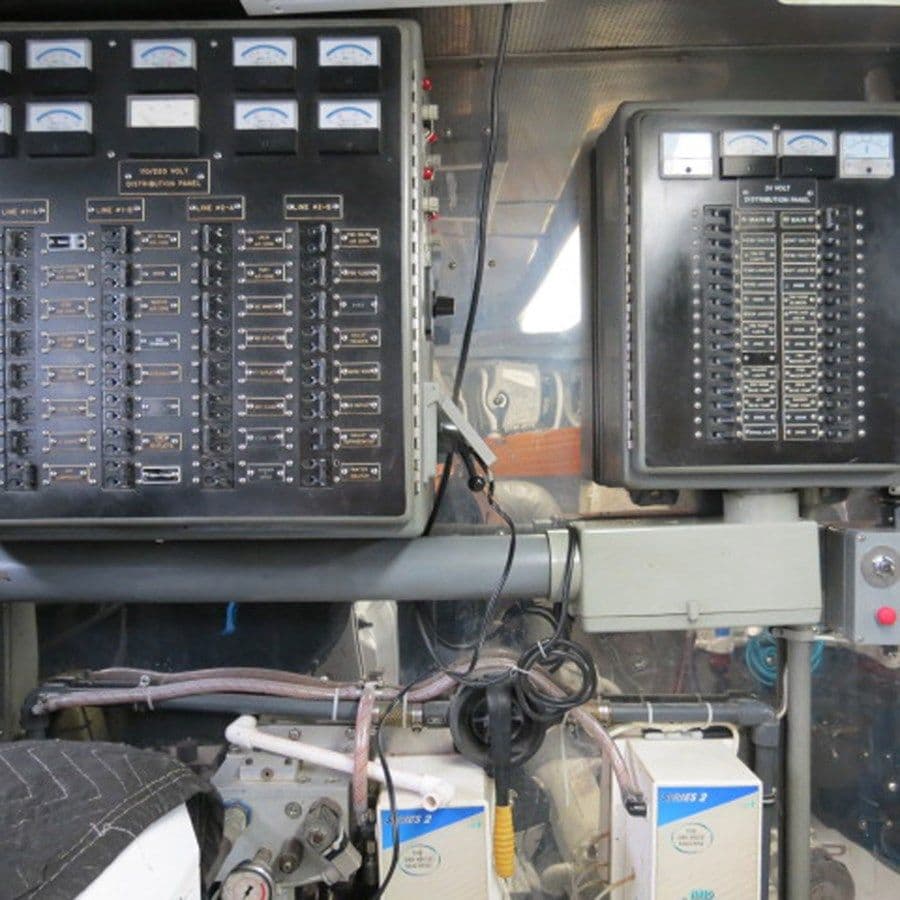 best yacht sales deals Flying Lady 58' Houseboat