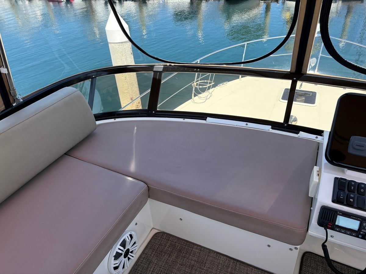Aqueous Solution 35 yacht sale