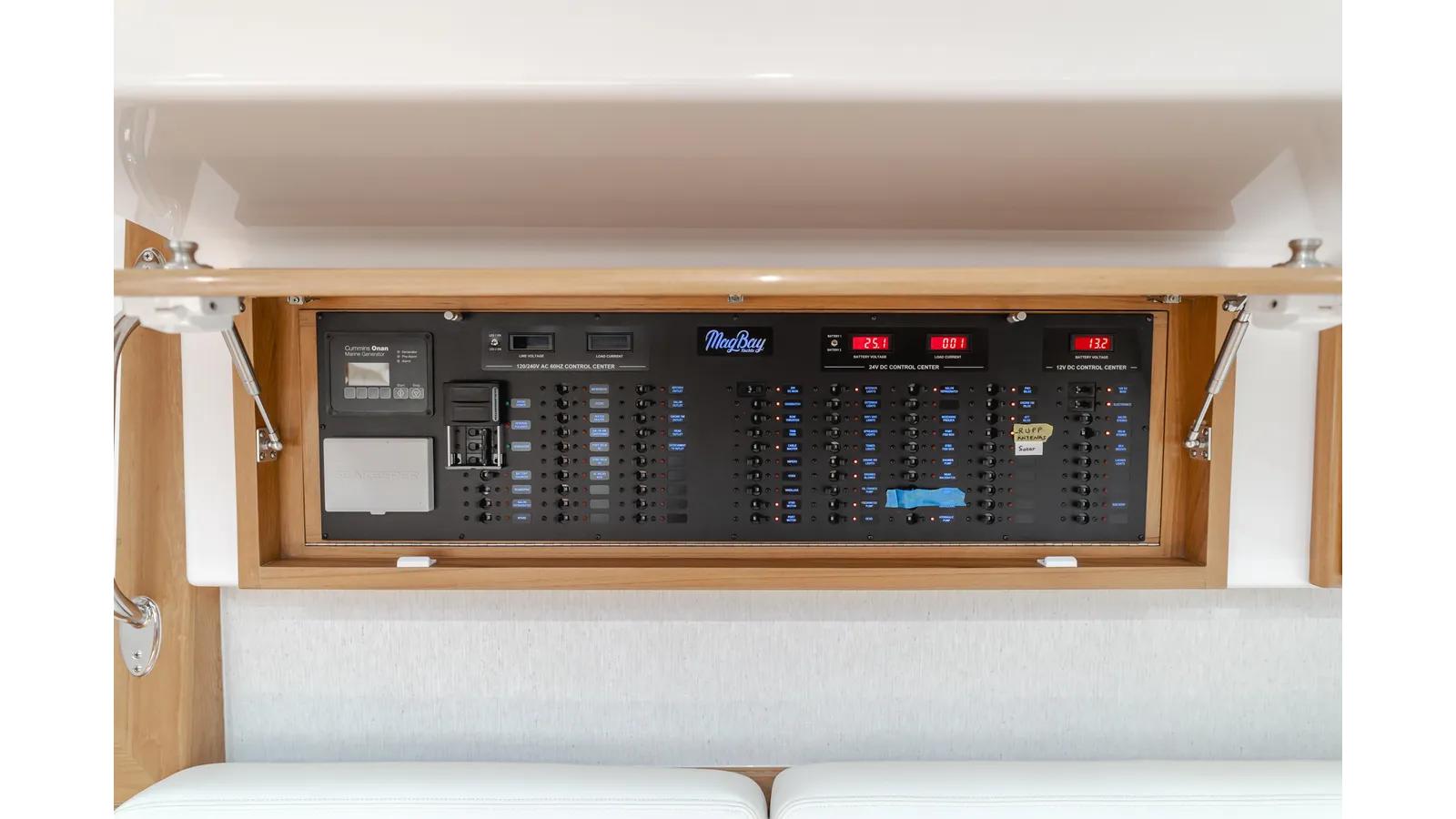 best yacht sales deals Commodore Two