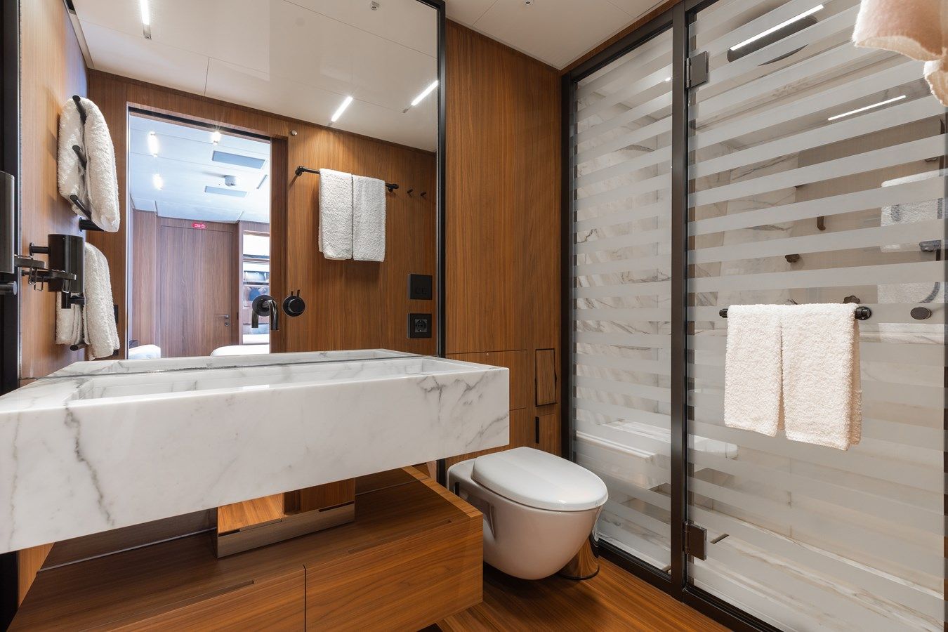 Купить яхту NEVERLAND II в Shestakov Yacht Sales