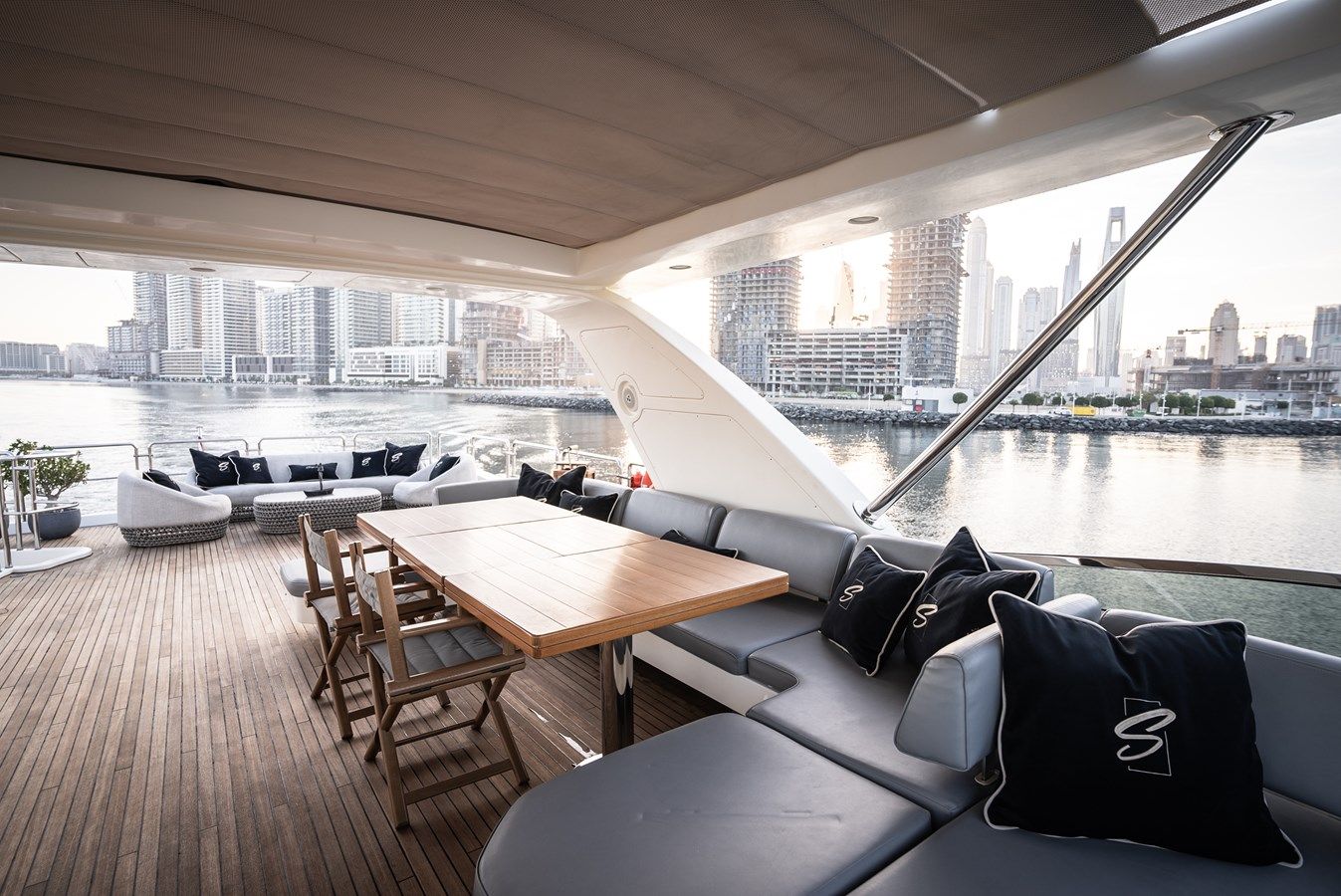 Лучшие предложения покупки яхты SATISFACTION - Azimut Yachts