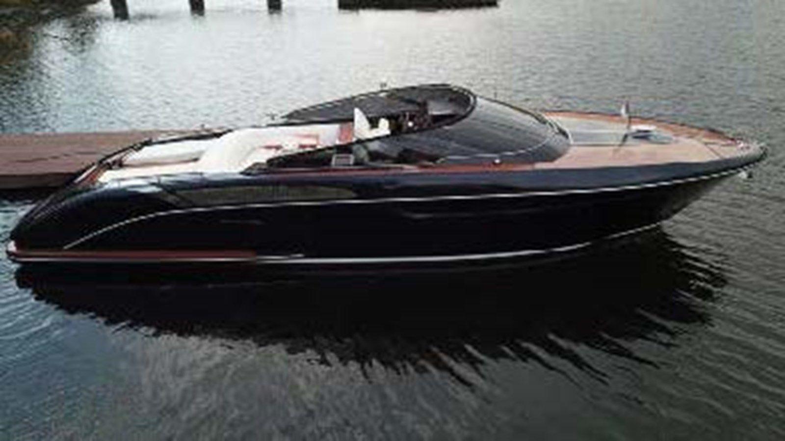 best yacht sales deals RIVAMARE 38